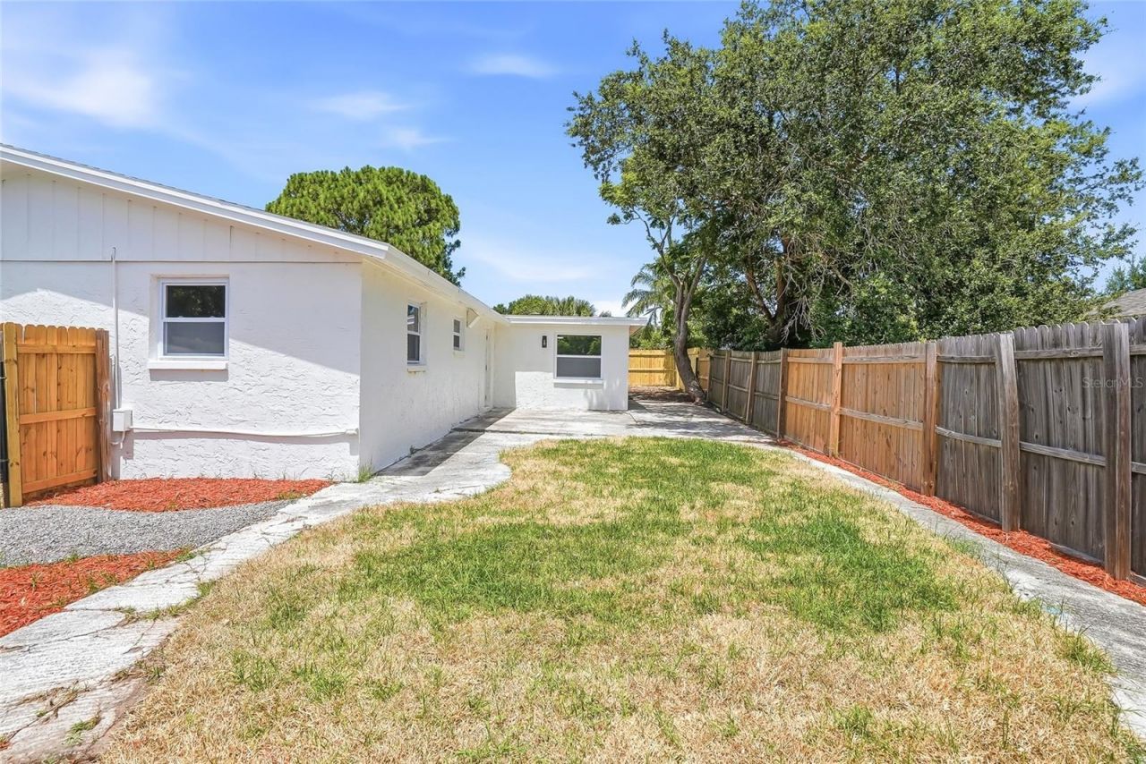 1004 Idlebriar Way , Tarpon Springs, FL 34689 Photo