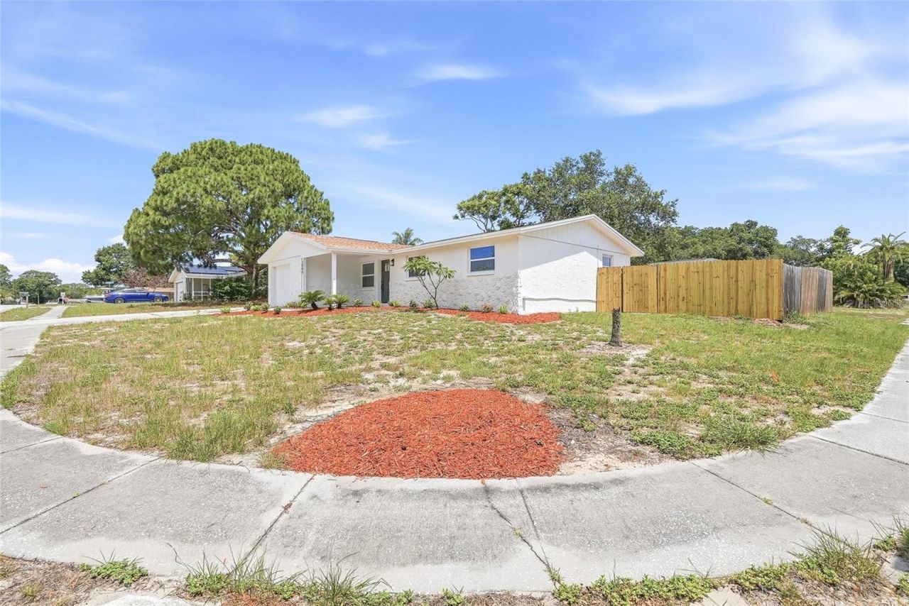 1004 Idlebriar Way , Tarpon Springs, FL 34689 Photo