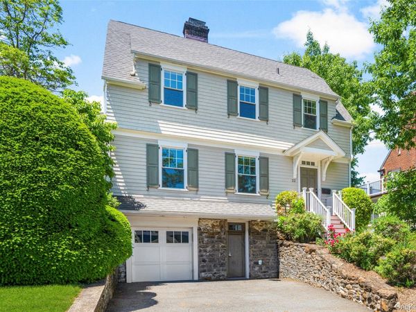 22 Vanderburgh Avenue , Larchmont, NY 10538