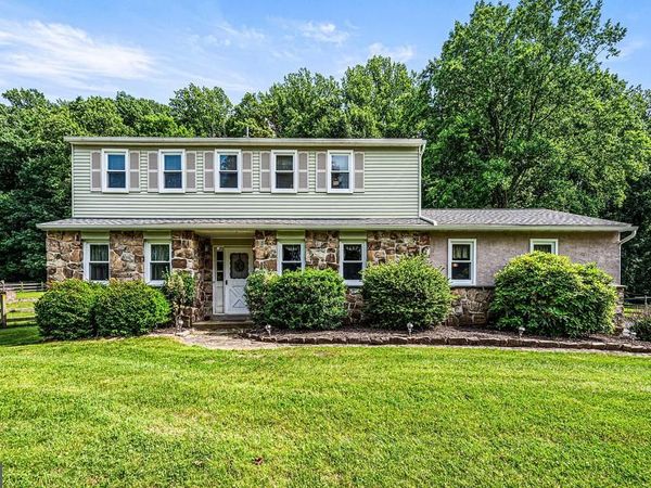 8 GRANGER LANE, COATESVILLE, PA 19320