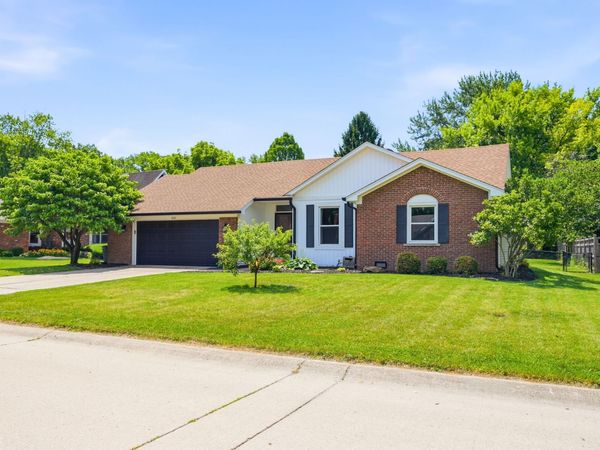 8321 Gallant Fox Drive , Indianapolis, IN 46217