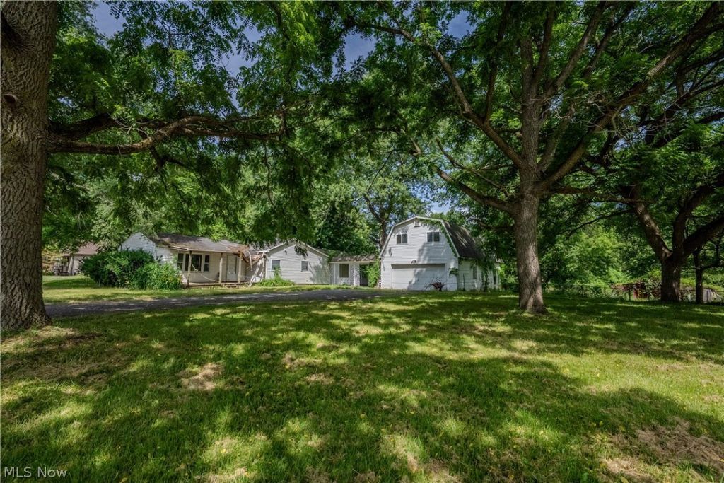 35176 Chestnut Ridge Road, North Ridgeville, OH 44039 Main Photo
