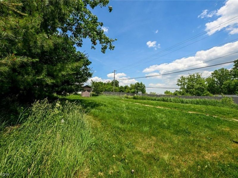 893 Norton Avenue, Barberton, OH 44203 Photo 19
