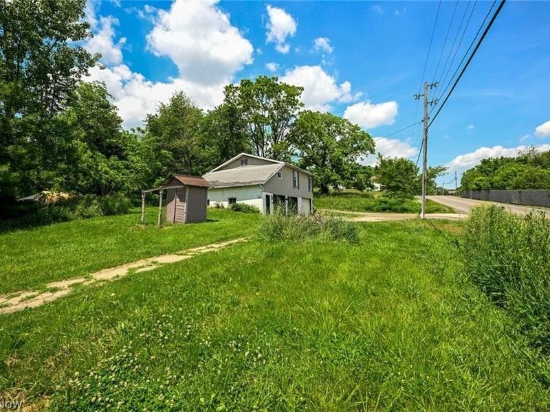 893 Norton Avenue, Barberton, OH 44203 Photo 21