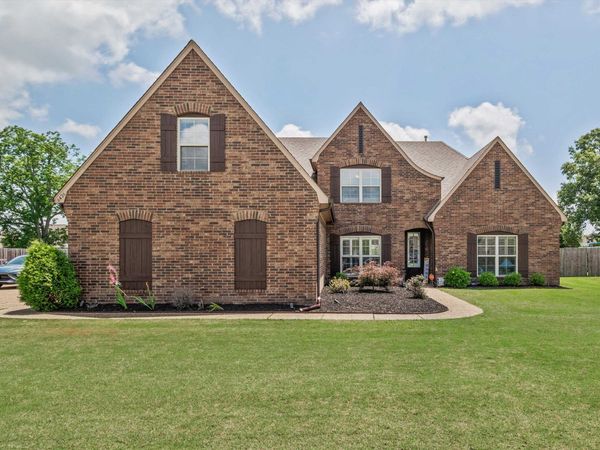 6426 ANGLIA VALLEY DR, Arlington, TN 38002