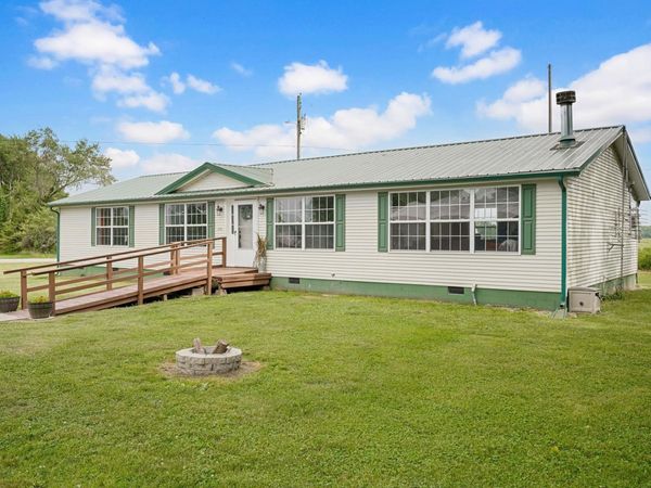 2846 S Us Highway 31, Crothersville, IN 47229
