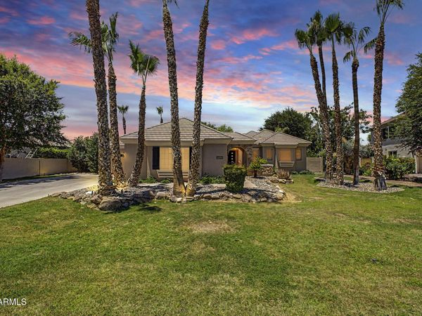 6530 S BOGLE Avenue, Chandler, AZ 85249