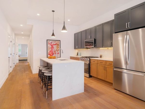 231 Everett Street, Unit 101, Boston, MA 02128