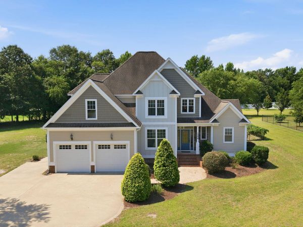 1256 Naples Drive , Greenville, NC 27858