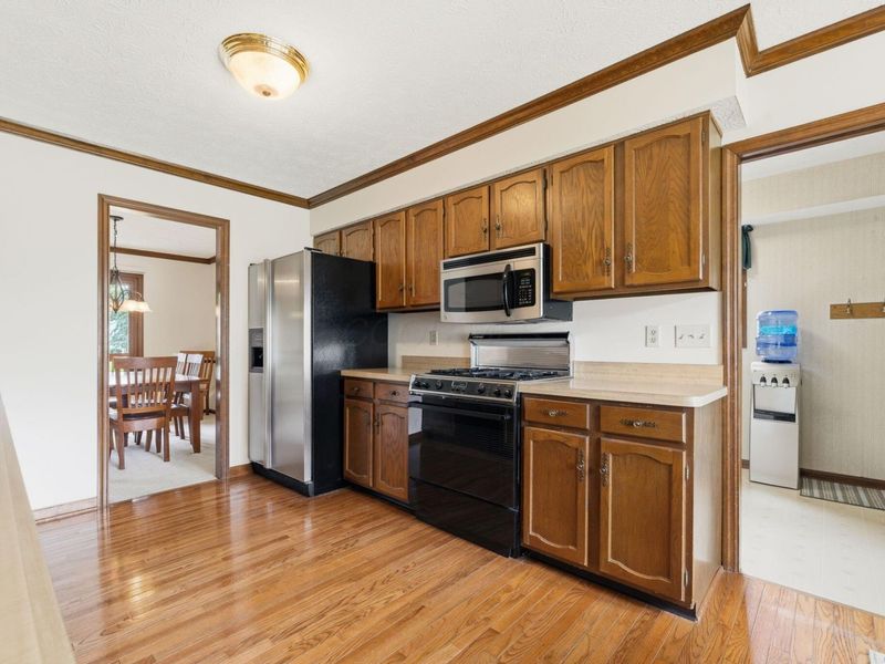 1074 Melinda Drive, Westerville, OH 43081 Photo 12