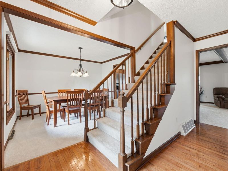 1074 Melinda Drive, Westerville, OH 43081 Photo 3