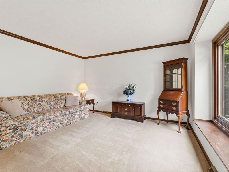 1074 Melinda Drive, Westerville, OH 43081 Photo 9