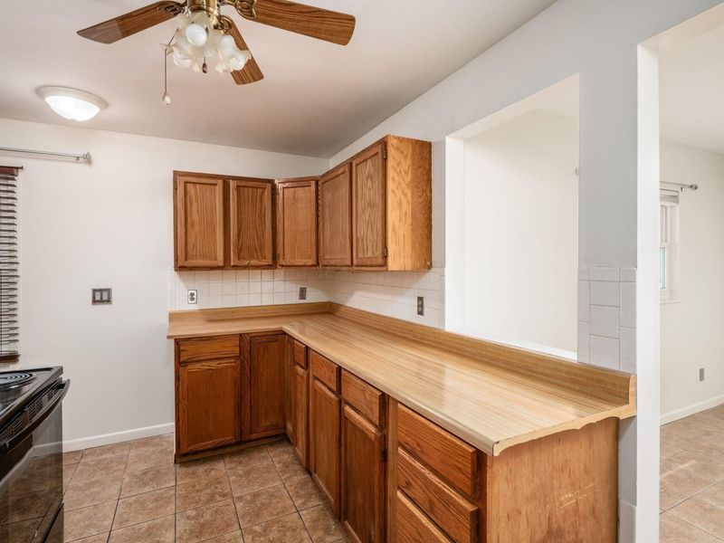 3373 Eisenhower Road, Columbus, OH 43224 Photo 15