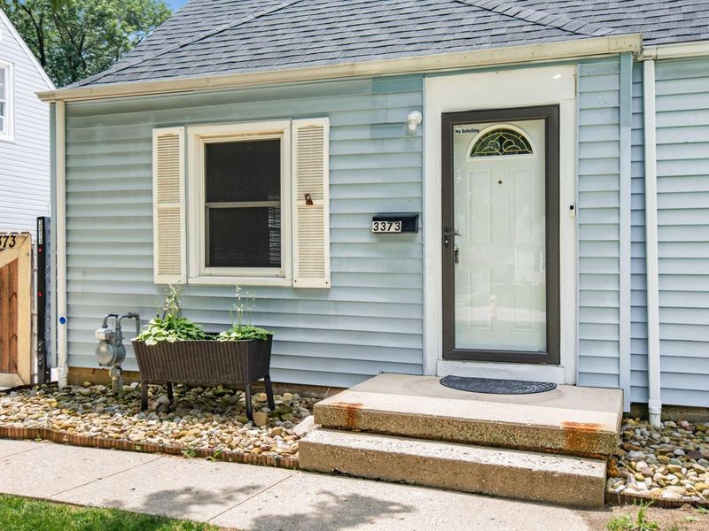 3373 Eisenhower Road, Columbus, OH 43224 Photo 6