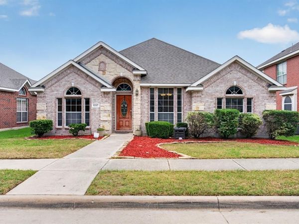 1217 Yukon Drive, Glenn Heights, TX 75154