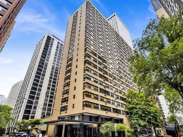 850 N DeWitt Place, Unit 7K, Chicago, IL 60611