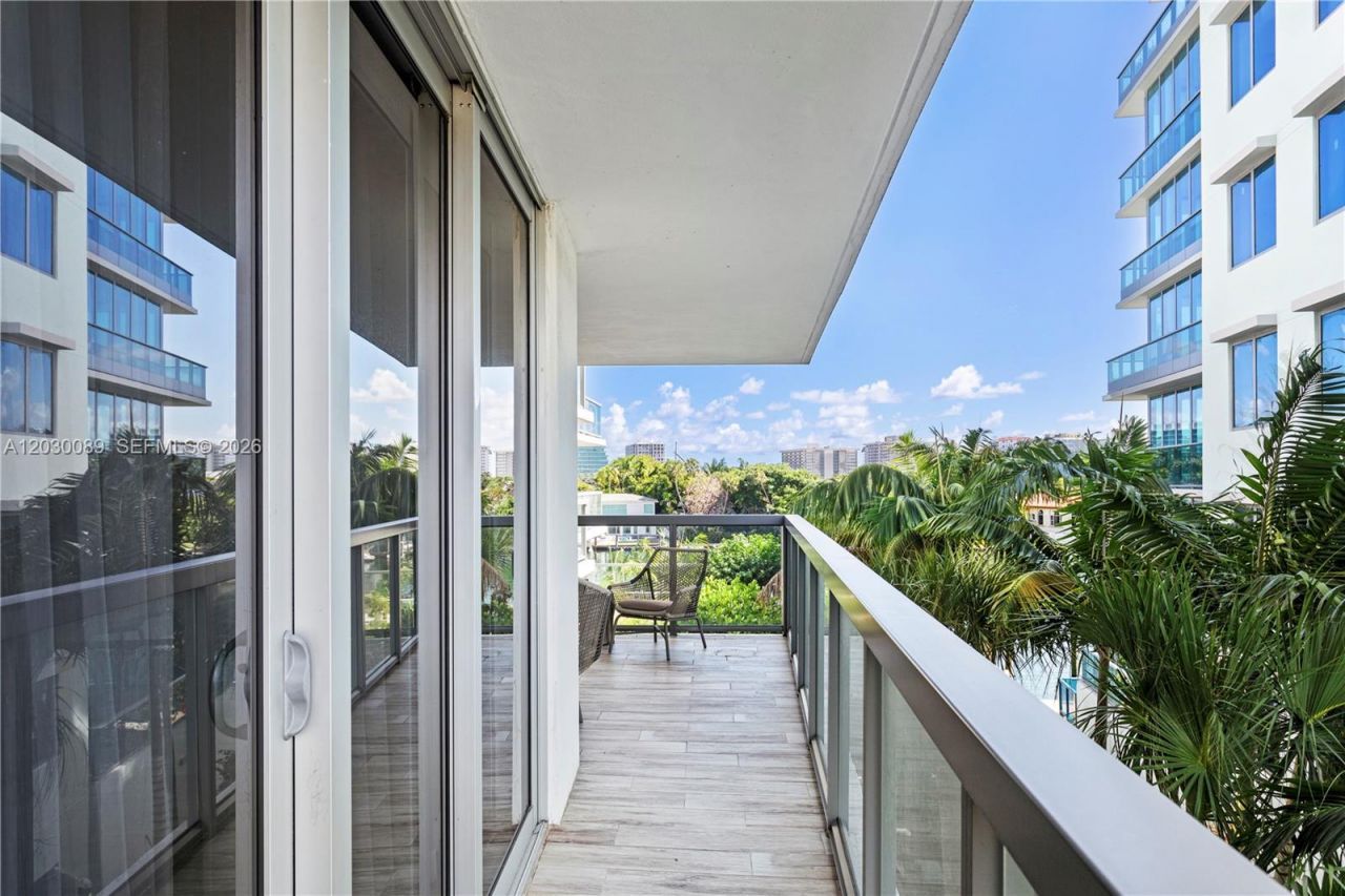 9261 E Bay Harbor Dr , Unit 407, Bay Harbor Islands, FL 33154 Photo