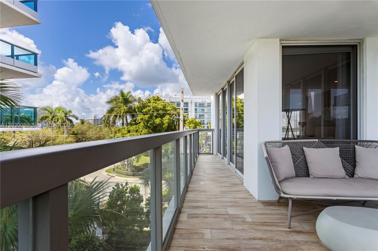 9261 E Bay Harbor Dr , Unit 407, Bay Harbor Islands, FL 33154 Photo
