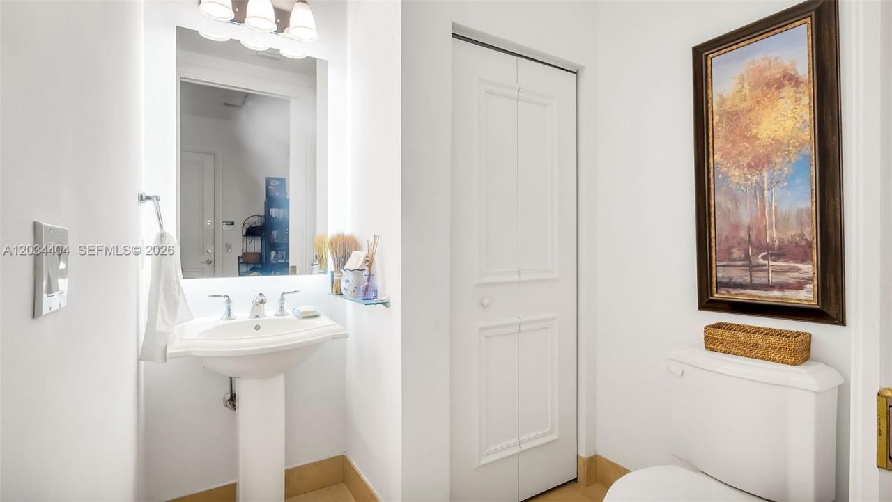 425 NE 69th Cir , Boca Raton, FL 33487 Photo