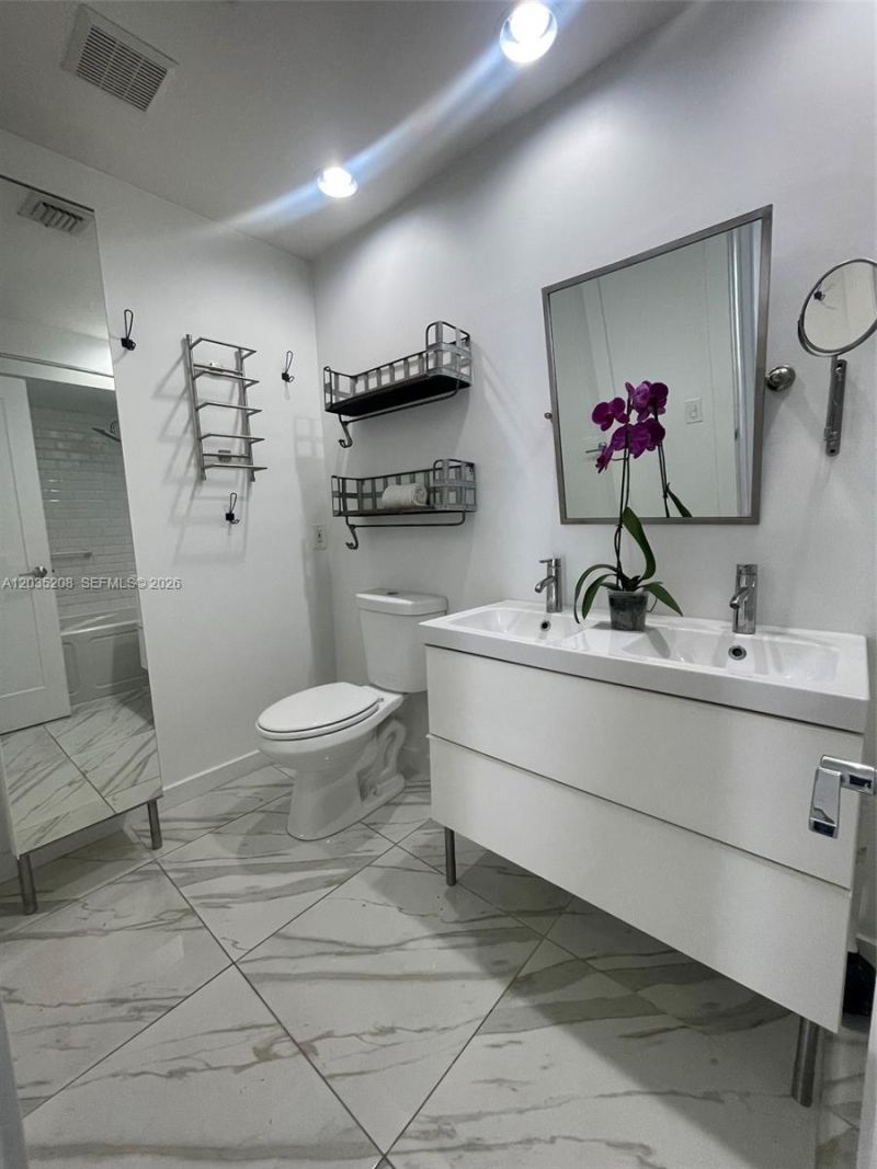13706 SW 147th Cir Ln, Unit 1-6, Miami, FL 33186 Photo