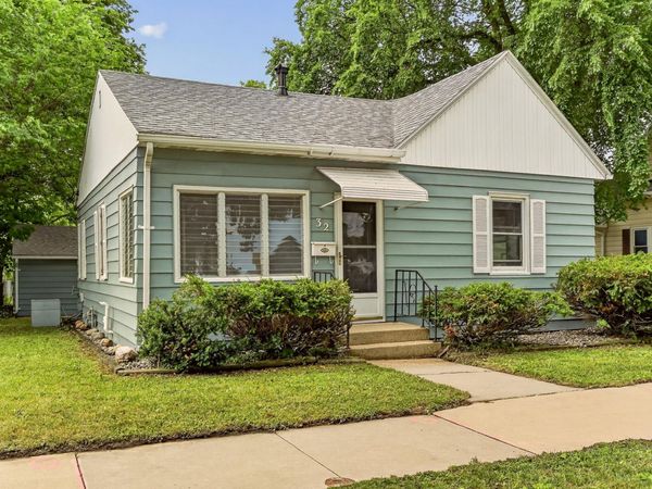 32 10th Street NW, Rochester, MN 55901