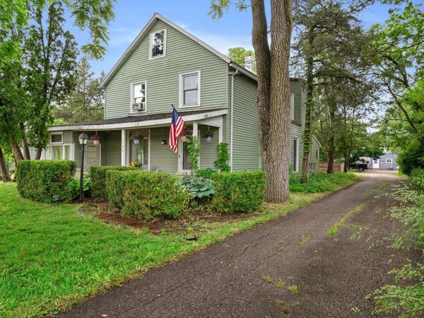 320 Curtis St, Lake Geneva, WI 53147