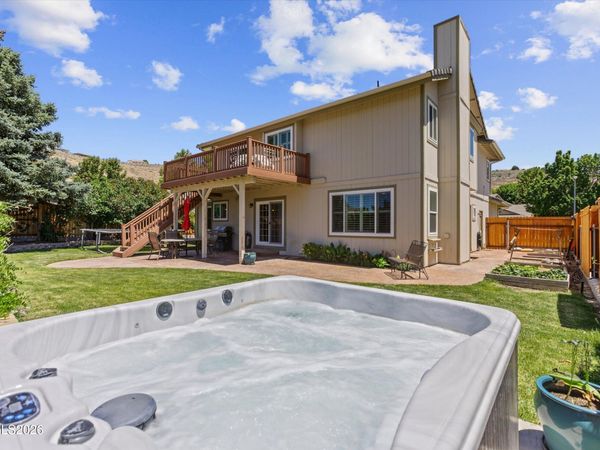 5225 Canyon Crest Court, Sparks, NV 89436