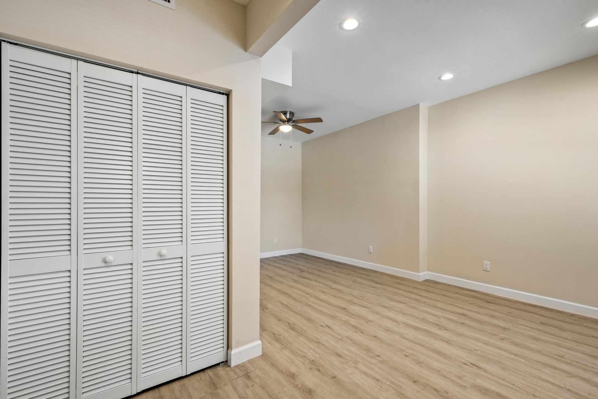 627 Bunker Road, West Palm Beach, FL 33405 Photo