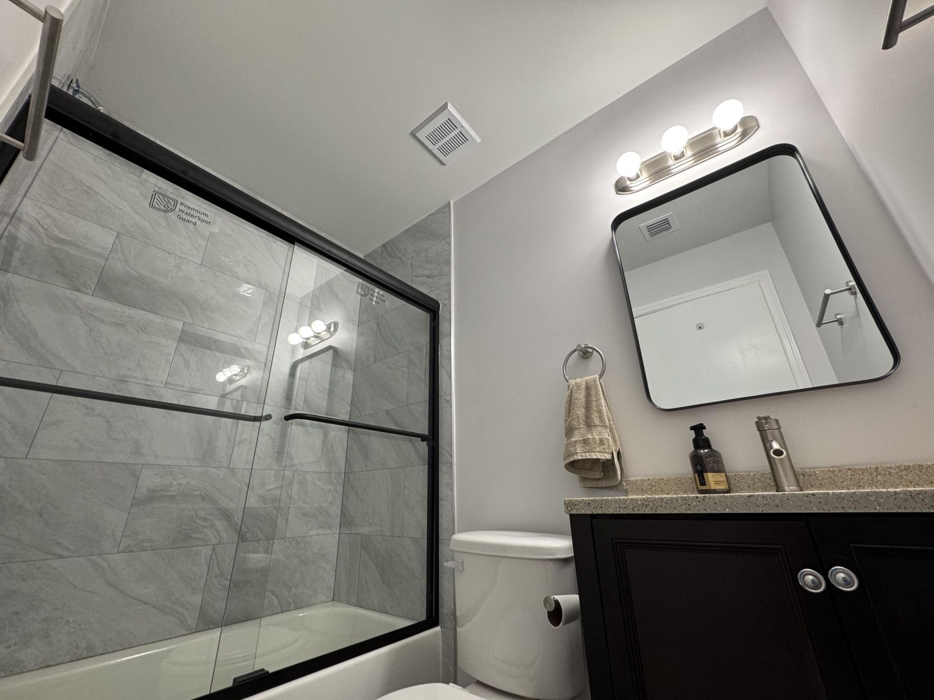 400 NE 30th Street, Unit 2, Pompano Beach, FL 33064 Photo