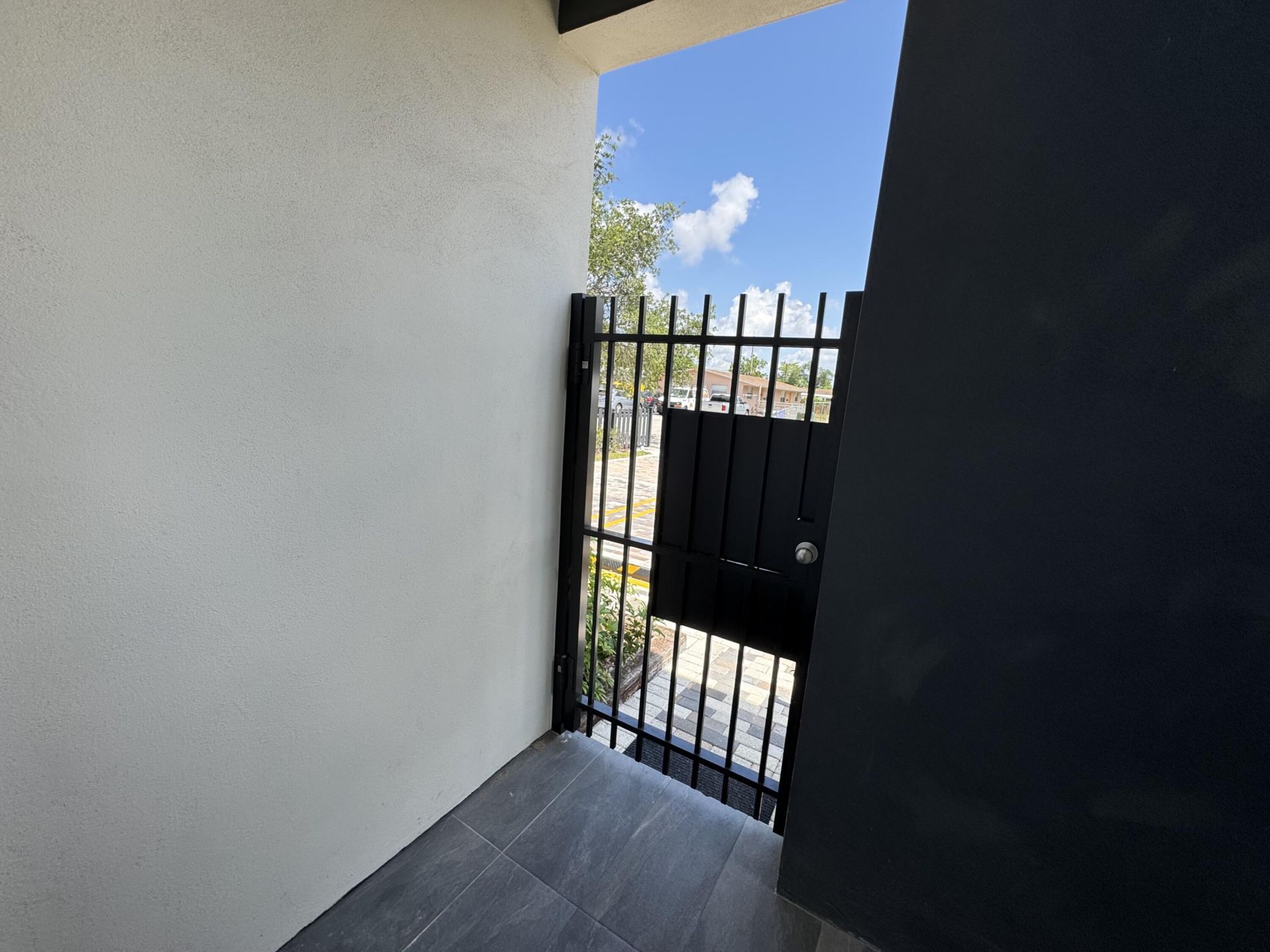 400 NE 30th Street, Unit 2, Pompano Beach, FL 33064 Photo
