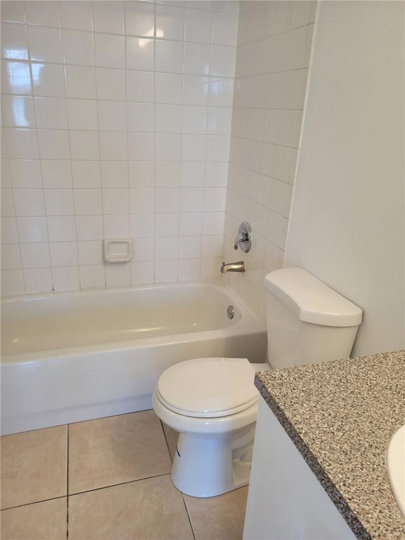 5005 Wiles Road, Unit 108, Coconut Creek, FL 33073 Photo