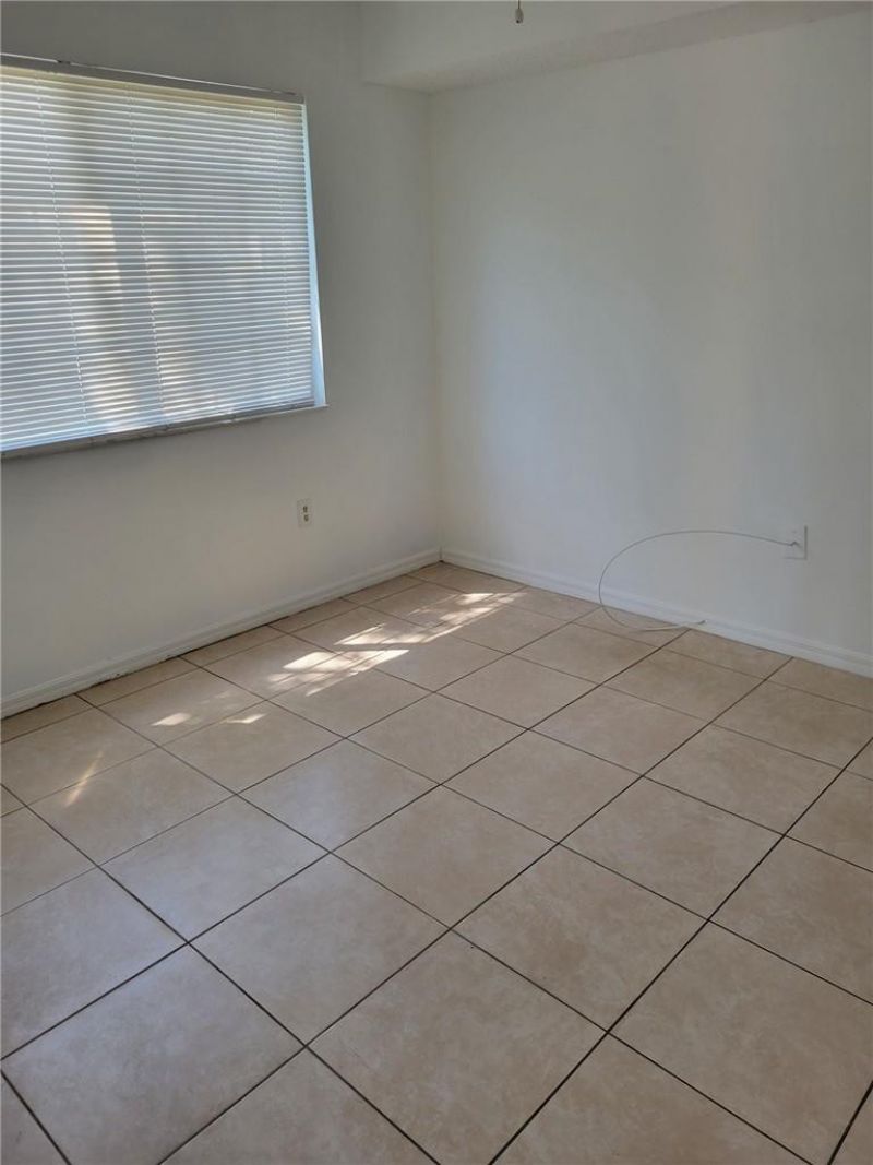 5005 Wiles Road, Unit 108, Coconut Creek, FL 33073 Photo