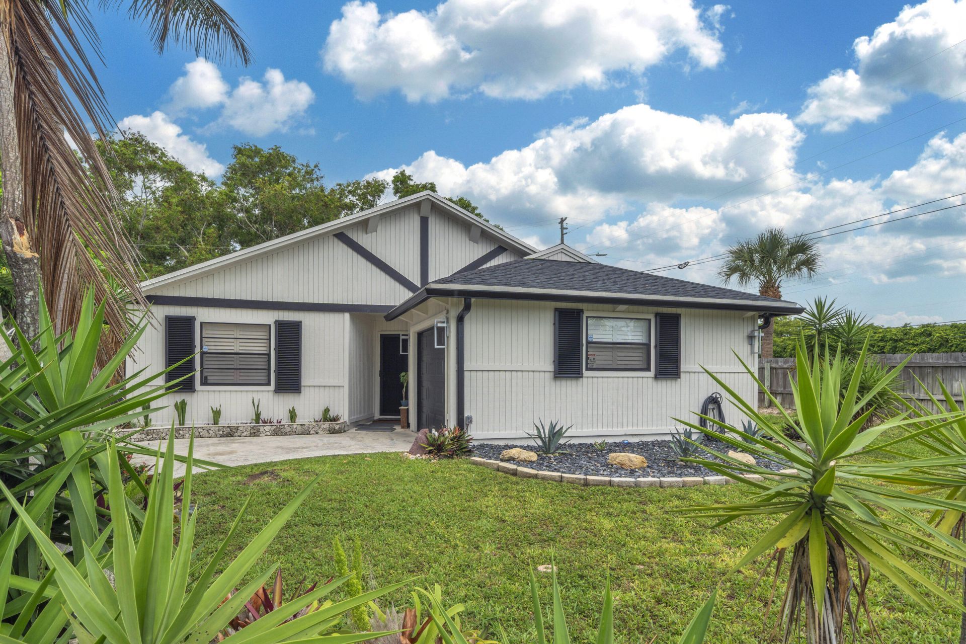 6062 Bania Wood Circle, Atlantis, FL 33462 Photo