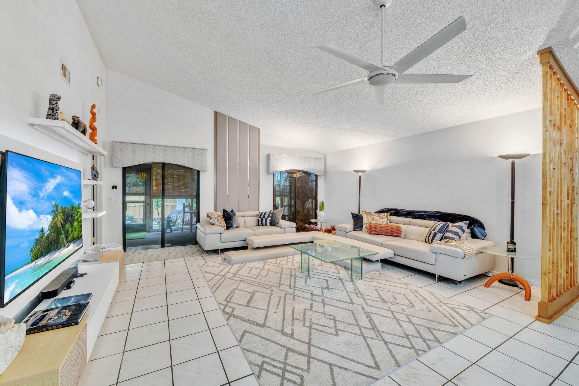 6062 Bania Wood Circle, Atlantis, FL 33462 Photo