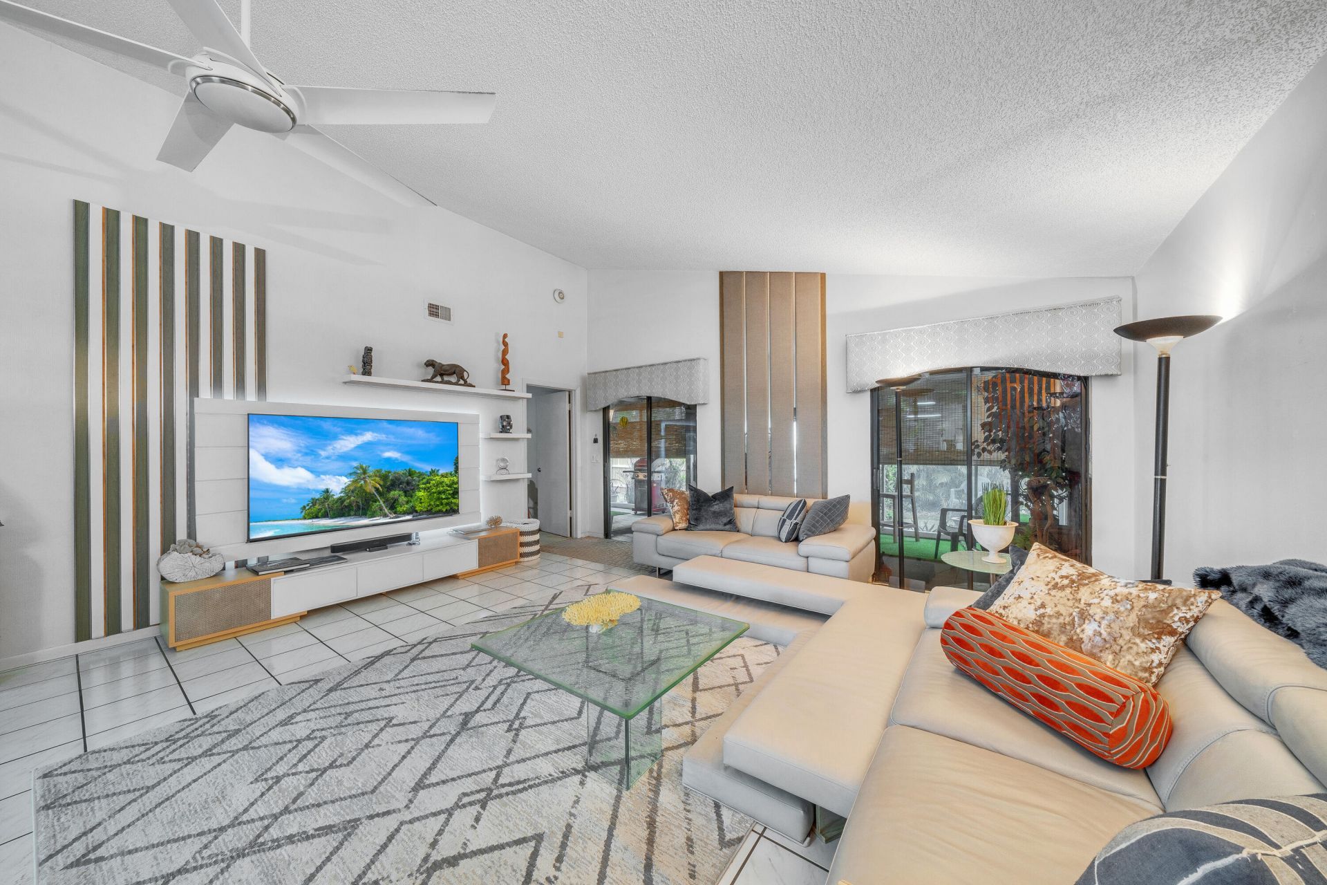 6062 Bania Wood Circle, Atlantis, FL 33462 Photo