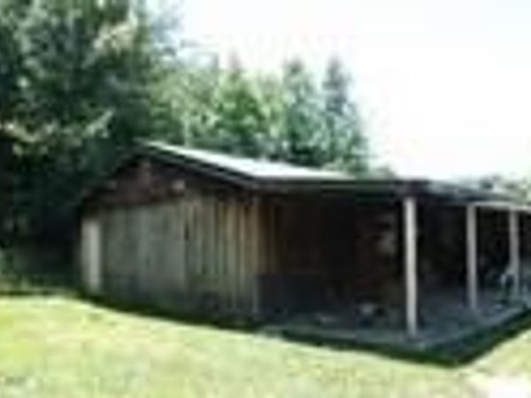 5292 White Oak Rd, Duff, TN 37729