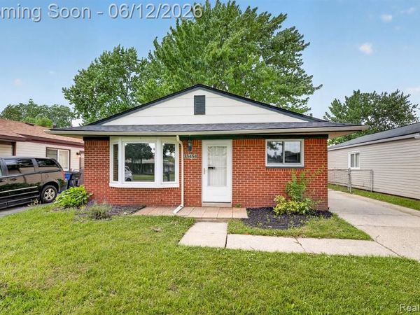 33484 Krauter Street, Westland, MI 48185