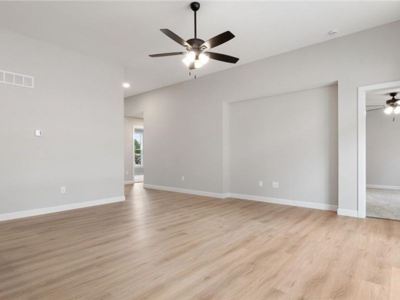 3438 Jamestown Drive, Zanesville, OH 43701 Photo 8