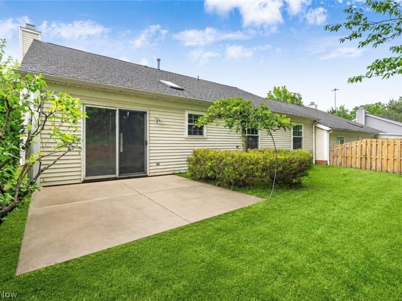 421 Pebblebrook Drive, Willoughby Hills, OH 44094 Photo 24