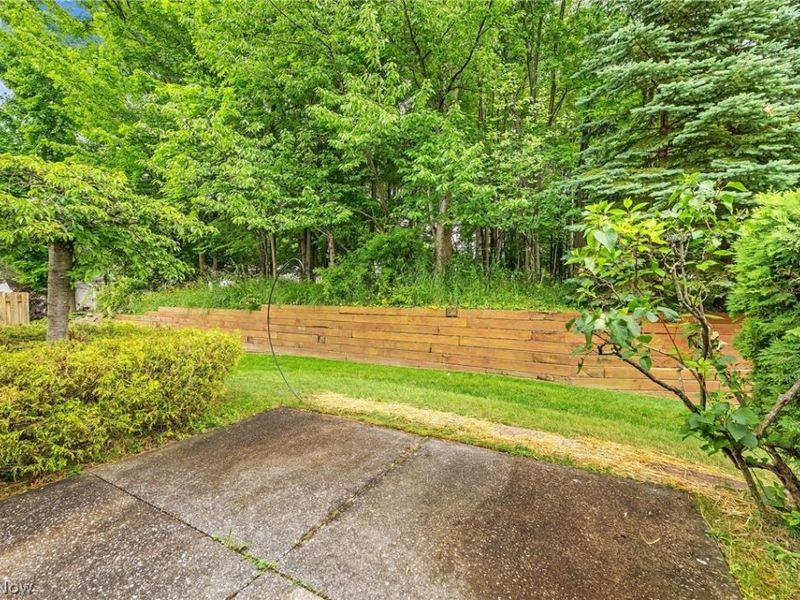 421 Pebblebrook Drive, Willoughby Hills, OH 44094 Photo 25
