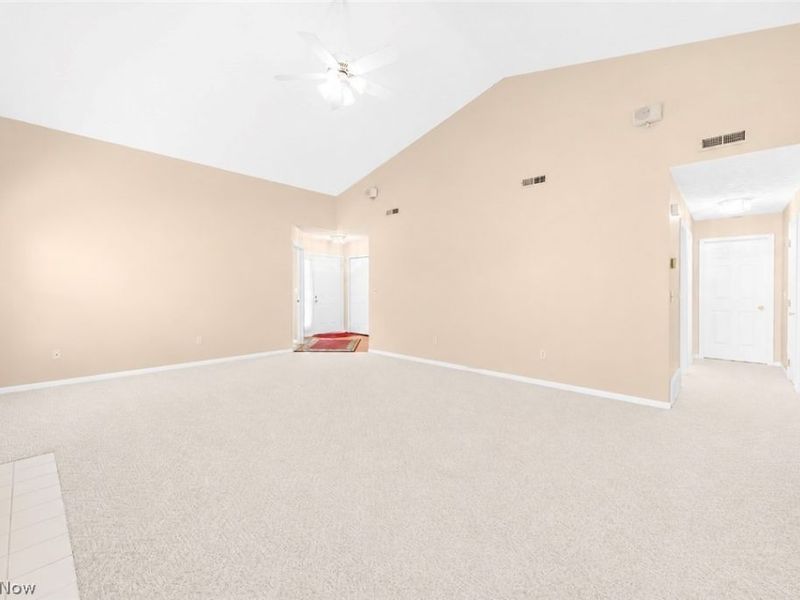 421 Pebblebrook Drive, Willoughby Hills, OH 44094 Photo 5