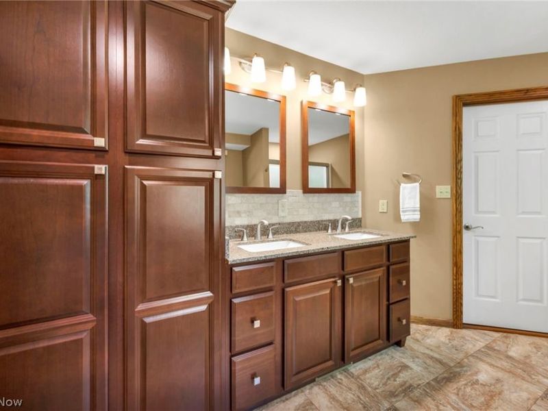 1057 Congress Lake Road, Mogadore, OH 44260 Photo 15