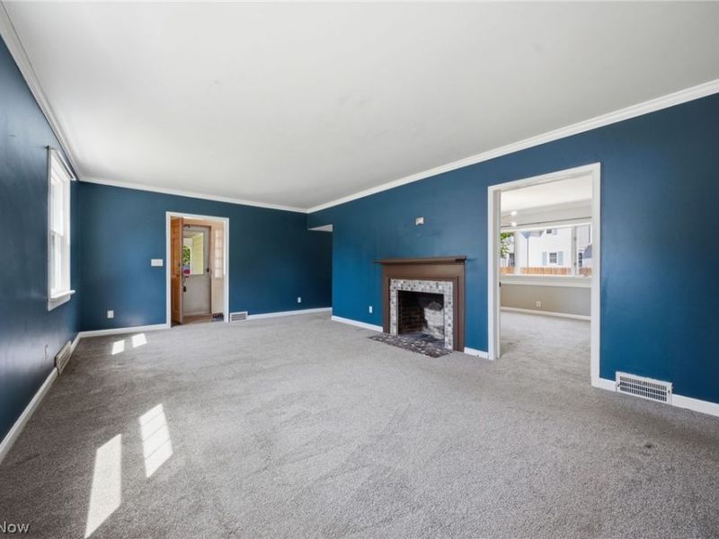 614 Whitney Road, Conneaut, OH 44030 Photo 4