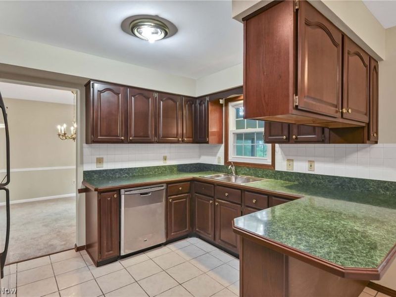 367 Bar Harbor Drive, Bay Village, OH 44140 Photo 13