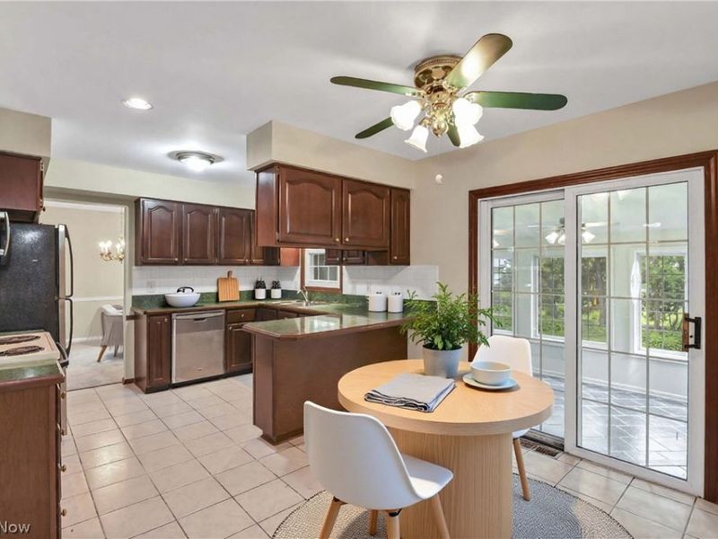 367 Bar Harbor Drive, Bay Village, OH 44140 Photo 3