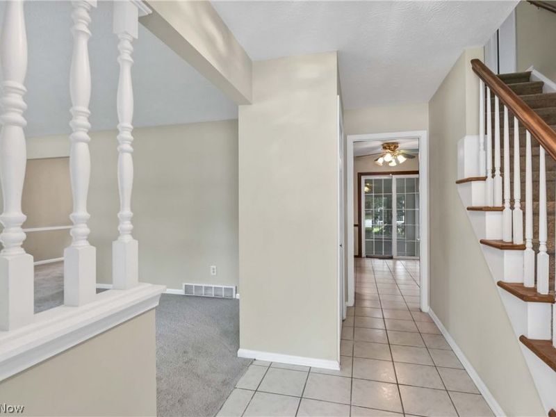367 Bar Harbor Drive, Bay Village, OH 44140 Photo 7