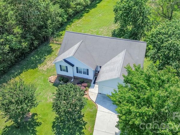 101 Mount Zion Drive , Statesville, NC 28625