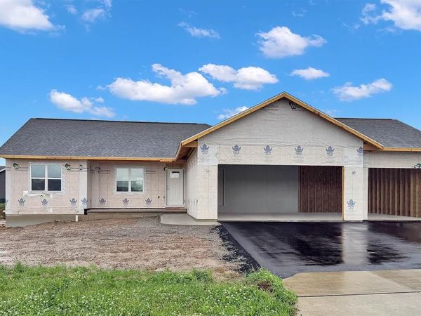 2200 S COTTONWOOD AVENUE, Unit #GR37, Marshfield, WI 54449