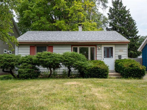 1332 N Main Street, Naperville, IL 60563