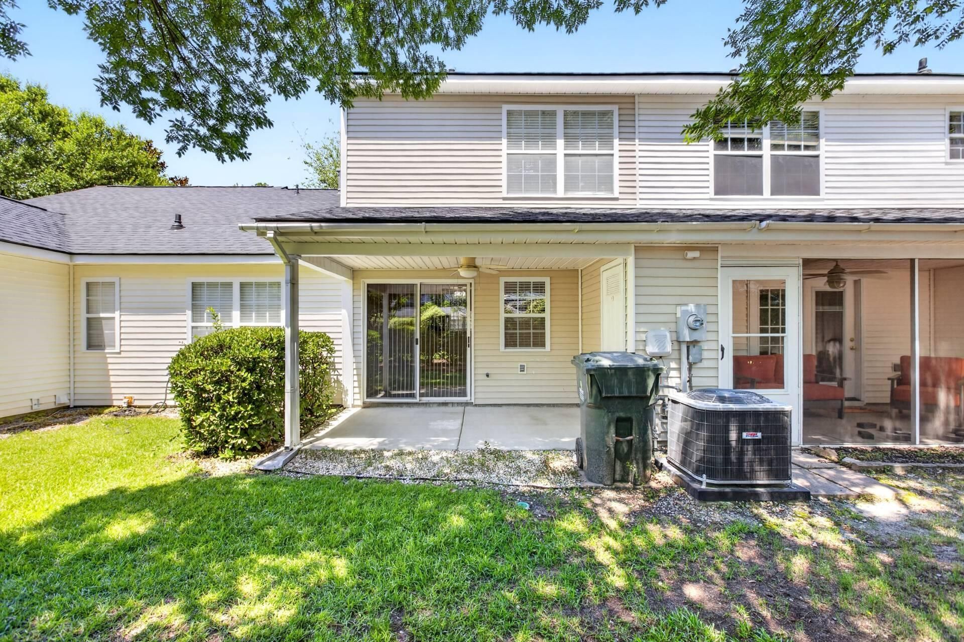 1001 Elm Hall Circle Photo 4